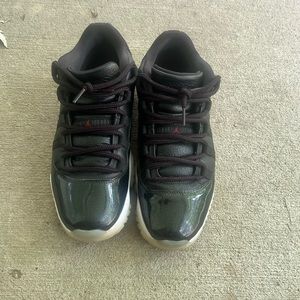 Jordan 11 black low top 11. Size 10 u.s.